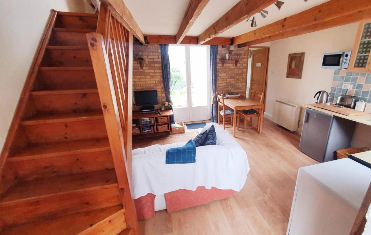Вілла Le Petit Hameau Boffles Екстер'єр фото